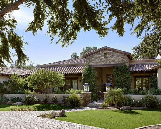 Front Courtyard 