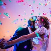 Laura Kane's photo