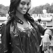 Stephanie Silvera's photo