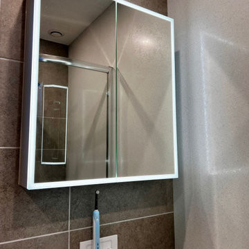The Anstey Bathroom - RRP £15,000 - Luxe Price £12,500