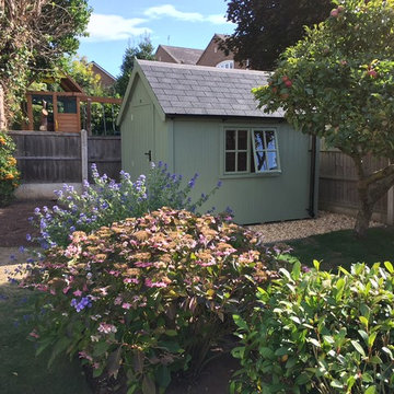 Classic Cosy Shed 8'x6' in Willow Green - delivered and assembled