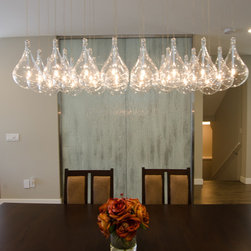 Modern Pendant Lighting Above The Dining Table - Pendant Lighting