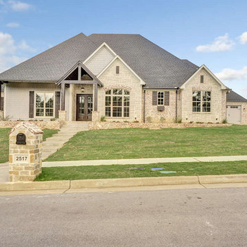 Traditional House Plan 110-01046