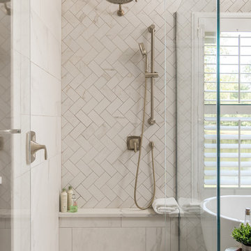 Traditional Tarpon Springs Bathroom