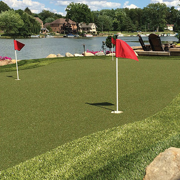 Putting Green for Larry Lanham, Golf Week Magazine course rater