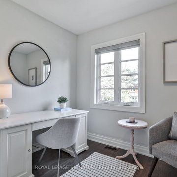 Semi-Detached Fully-Completely - Davisville Village