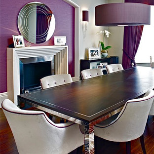 Modernes Esszimmer mit lila Wandfarbe und dunklem Holzboden in London
