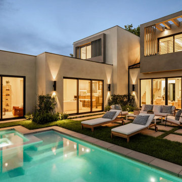 Modern Luxury Patio with Multi-Slide Aluminum Doors