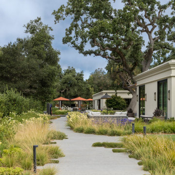 Peninsula Entertainment Compound