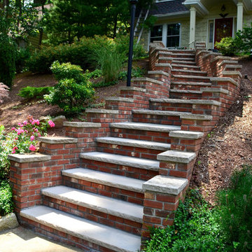 Avellino Custom Masonry- Front Steps