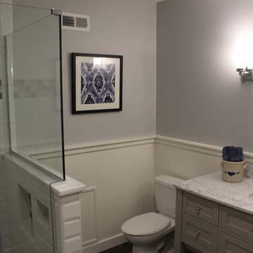 New Crisp Clean Bathroom