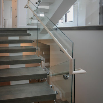Project #80 | Mono-Beam Staircase with Glass Panels