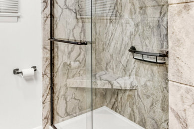 Bathroom - bathroom idea in Detroit