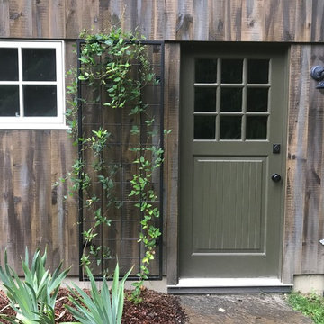 Lake House Barn Studio & Garage