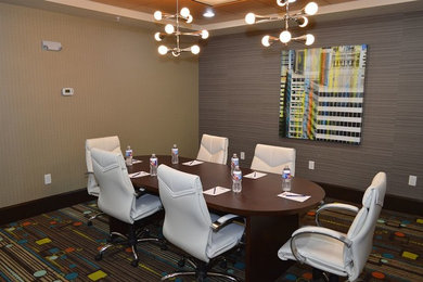 Home design - contemporary home design idea in Phoenix