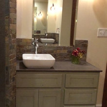 1st floot bathroom