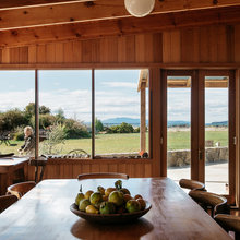 Houzz Tour: A Tasmanian Home Rebuilt After a Devastating Bushfire