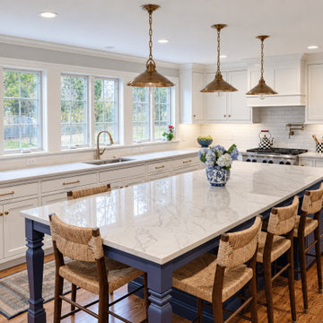 Generous Island Countertop and Wraparound Seating