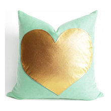 Pillows and Doodads