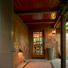 siding / front door