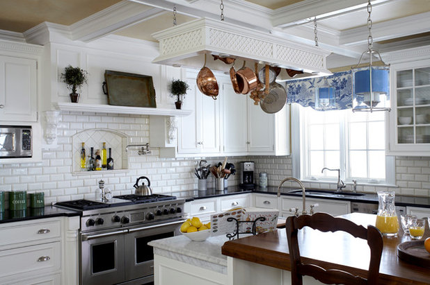 Traditional Kitchen by Jules Duffy Designs