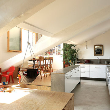 Sous les toits
