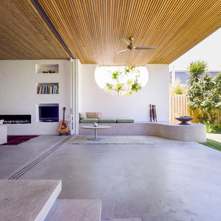 Modern patio in Sydney.