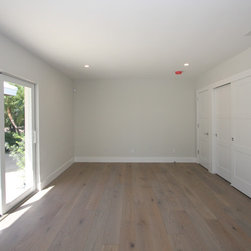 4611 NE 25th Ave - Products