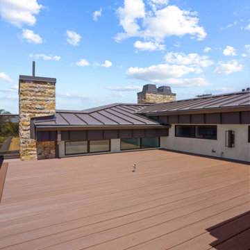 Rooftop deck