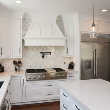 Who does kitchen remodeling in the Villages of Urbana in Frederick?