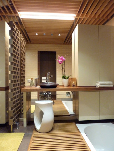 Современный Ванная комната by ID project