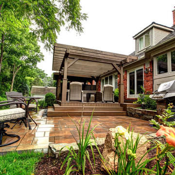 Retractable Shade, Tillsonburg