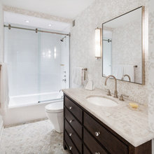 kids bathroom upstairs