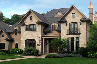Inspiration for an exterior home remodel in Chicago