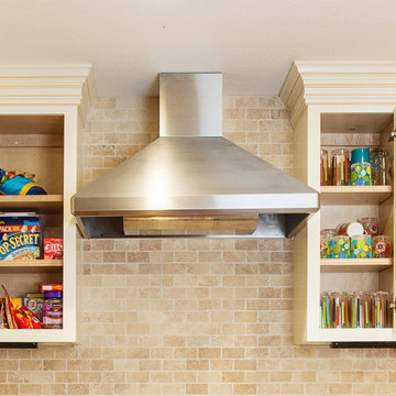 Moralez Kitchen