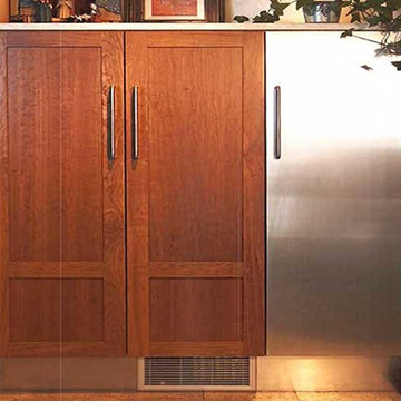 CHERRY & STAINLESS DESIGN