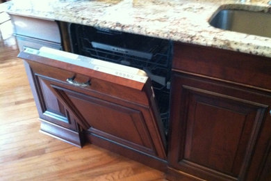 Tuscan kitchen photo in Philadelphia