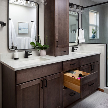 Federal Way Primary Bedroom and bathrooms