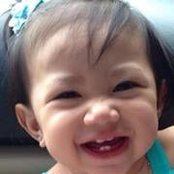 Daisy Toledo's photo
