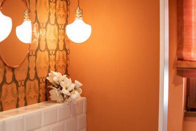 Moderne Gästetoilette in Sonstige