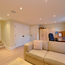 Pooltable playroom
