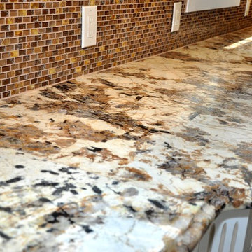 Splendor Gold Leather Granite