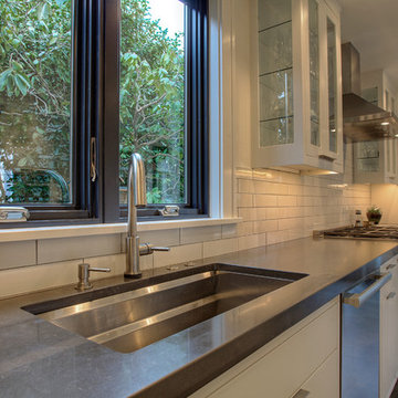 Bright and White Kitchen