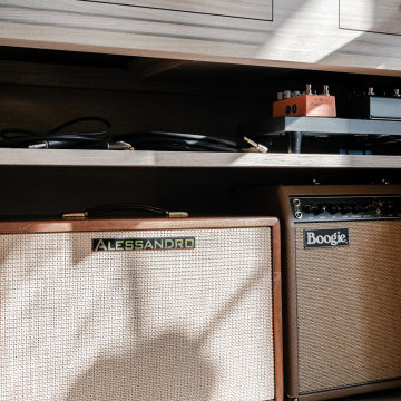 Custom Oak Whitewash Finish Guitar Estate
