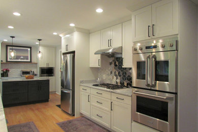 This is an example of a transitional kitchen in DC Metro.