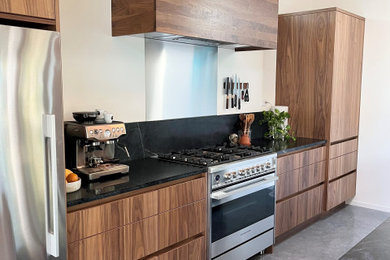 Midcentury kitchen in Edmonton.