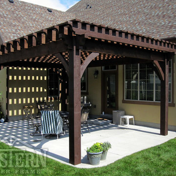 Entertainment Size Pergolas
