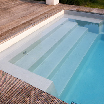 Outdoor Pool - GFK D-Line Linear