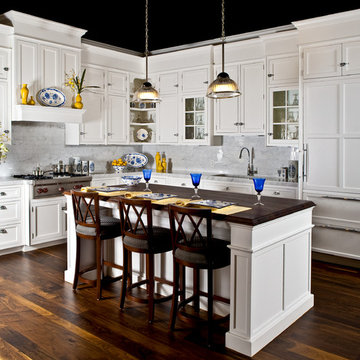 York Harbor White Shaker Kitchen