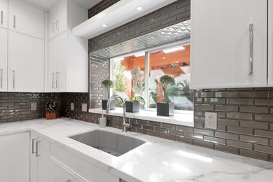 Ashen Grey Kitchen